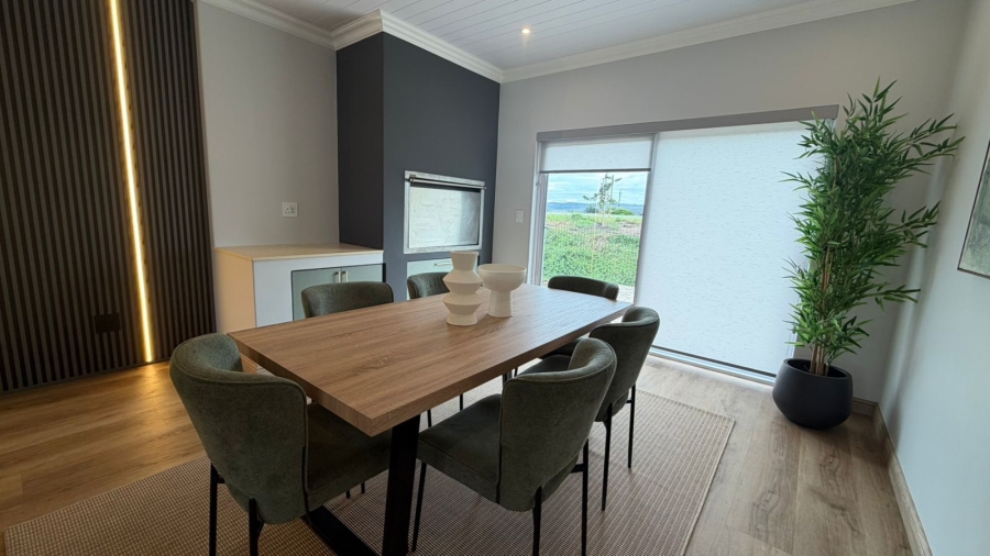 3 Bedroom Property for Sale in Fraaiuitsig Western Cape